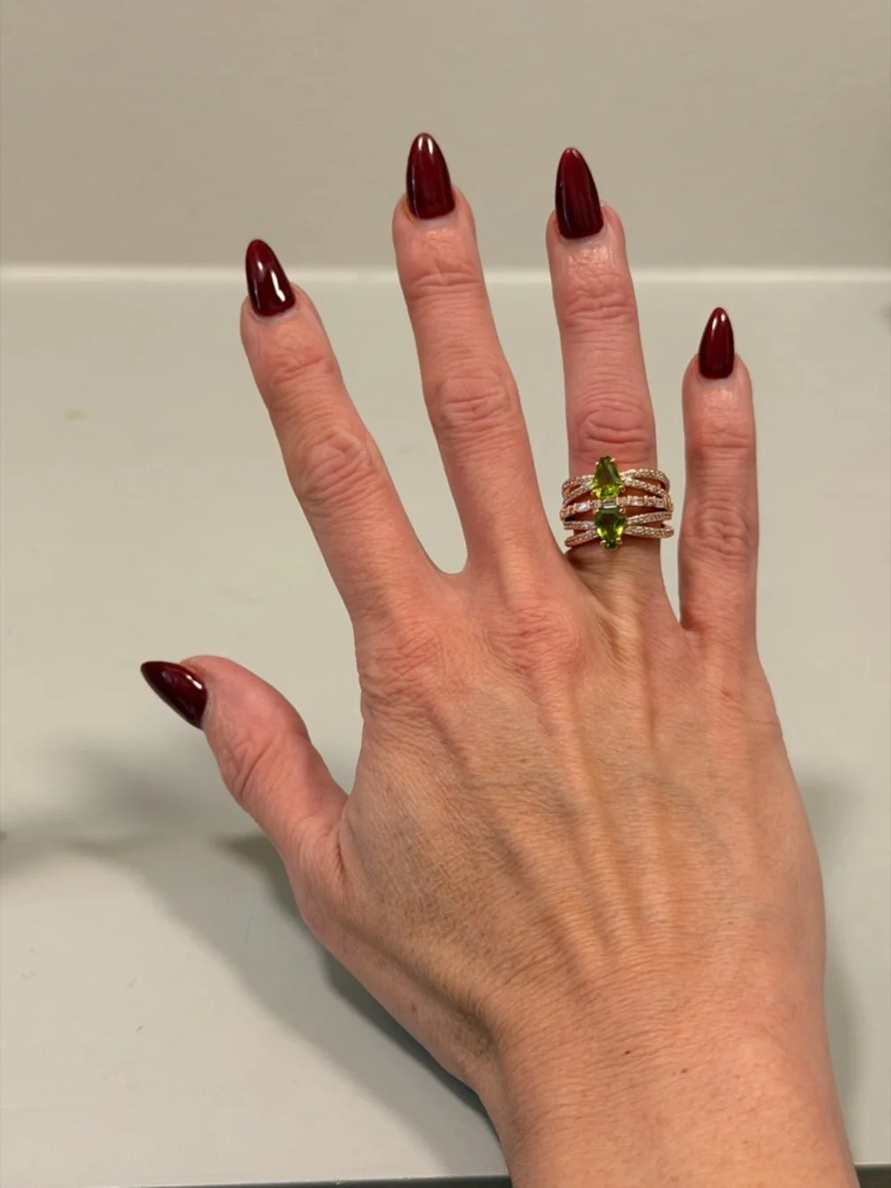Bomb Party NWOT! Rose Gold-Plated Multi-Band Ring with Peridot Green Stones - Picture 3 of 7